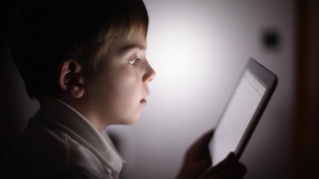 boy with ipad